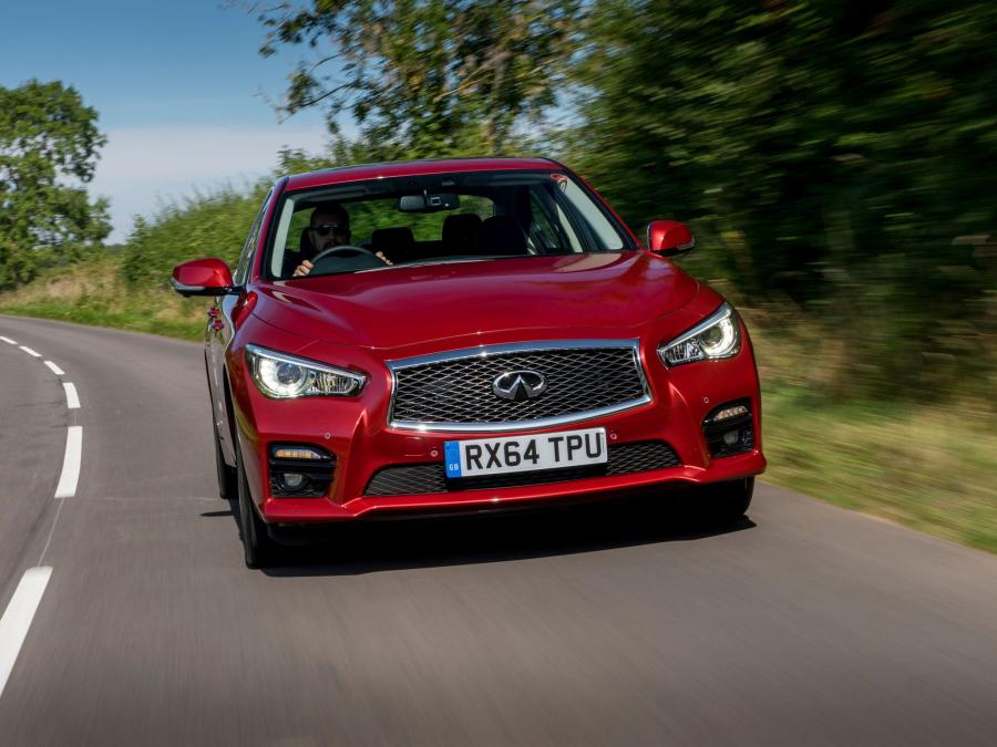  Infiniti Q50 2.0t 2014 года  (UK) (фото 9 из 11)